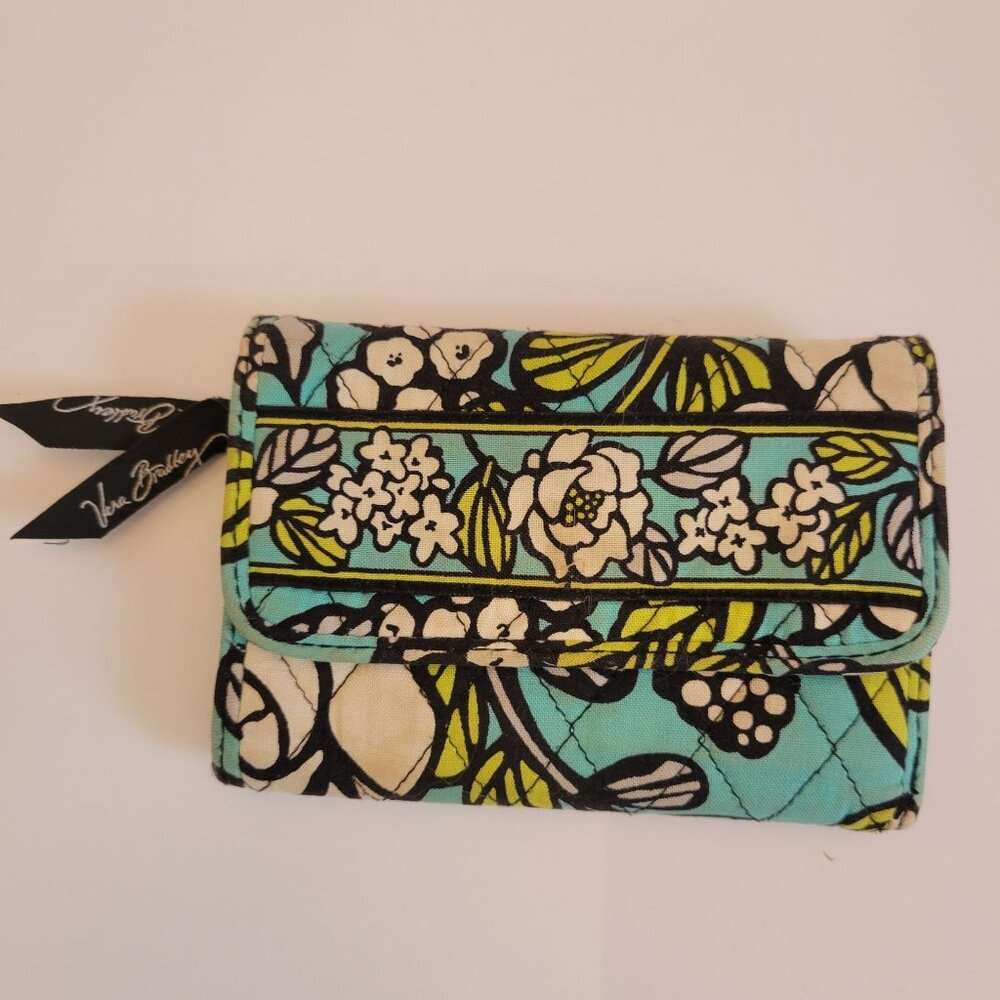 Vera Bradley Floral Wallet With ID Window & Card Slots